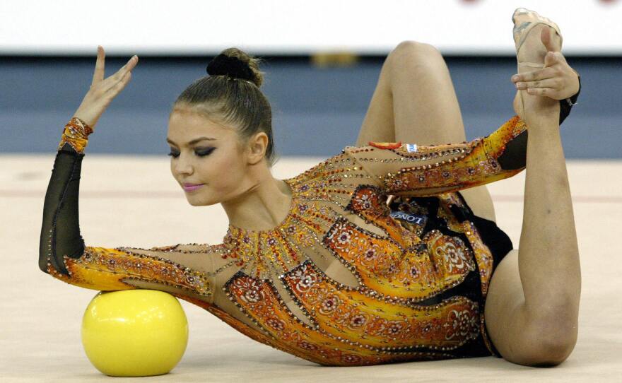 Alina Kabaeva performs in September 2003 during the Rhythmic Gymnastics World Championships.