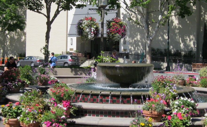 A fountain at Broadway Plaza shopping center in Walnut Creek.