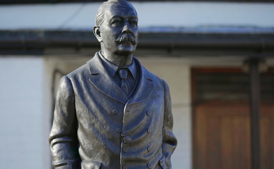 Arthur Conan Doyle statue, Portsmouth, N.H.