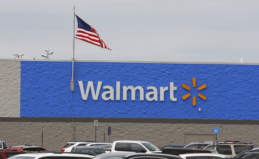 In Reversal, Walmart Puts Guns Back On Display
