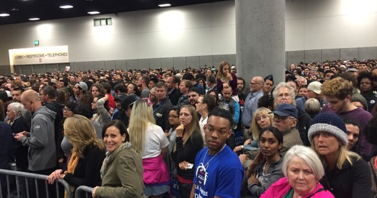 Sanders Dismisses Defeat In Arizona, Rallies Faithful In San Diego