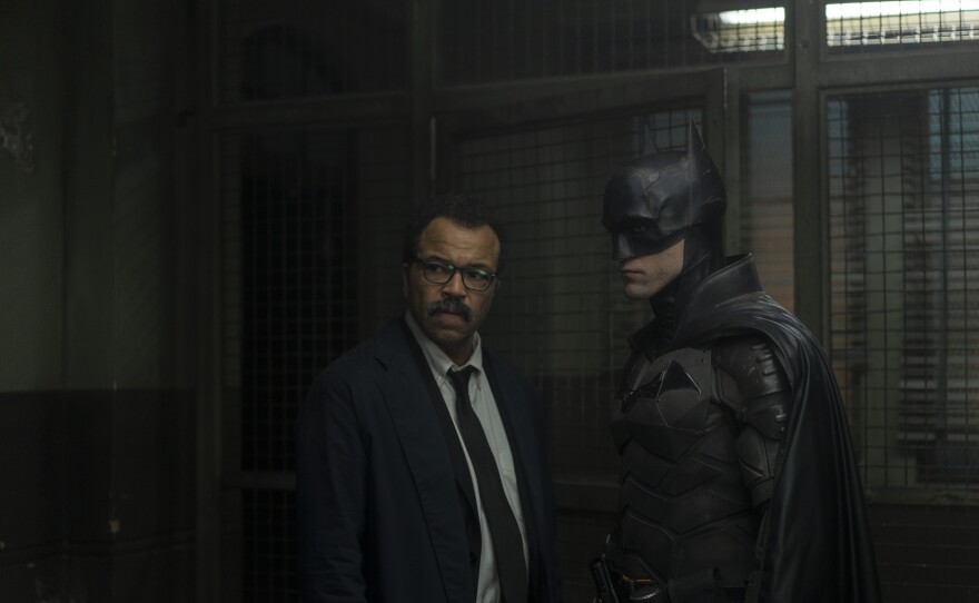 Jeffrey Wright plays Jim Gordon to Robert Pattinson's Batman in "The Batman."