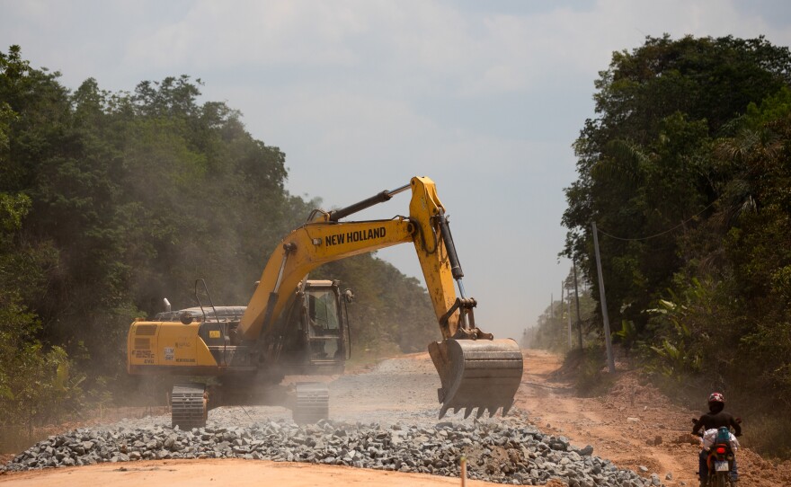 Construction on the BR-319 highway on Sept. 25.