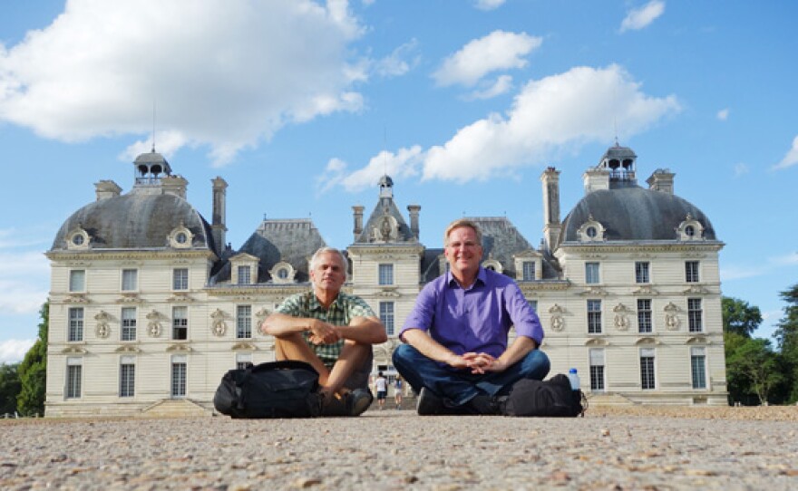 Co-author Steve Smith and Rick relax at the Chateau de Cheverny, France.