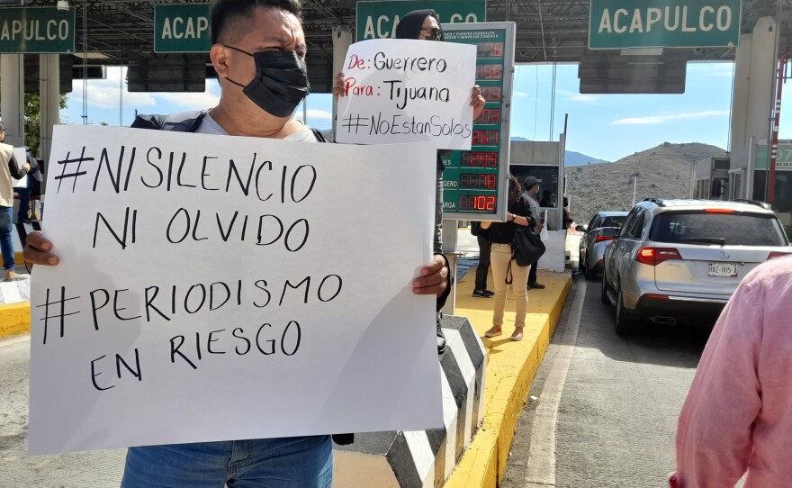 Reporter protesting journalists murdered in Tijuana.jpg