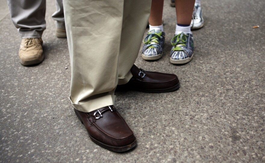 Eight years ago, GOP hopeful Fred Thompson showed up to the fair wearing expensive loafers, which he denied were Gucci.
