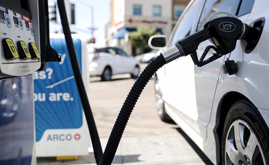 gas-tax_DataCenter_t800.jpg