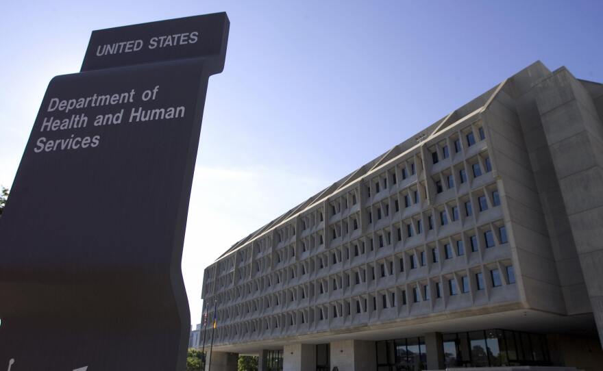A new rule by an agency within the Department of Health and Human Services preserves the right of patients and families to sue nursing homes in court.