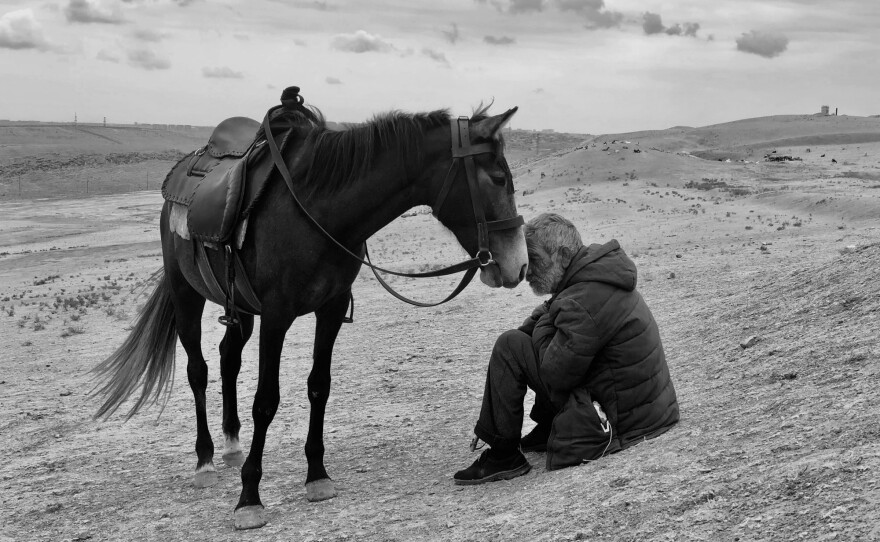"Bonding." Azerbaijan