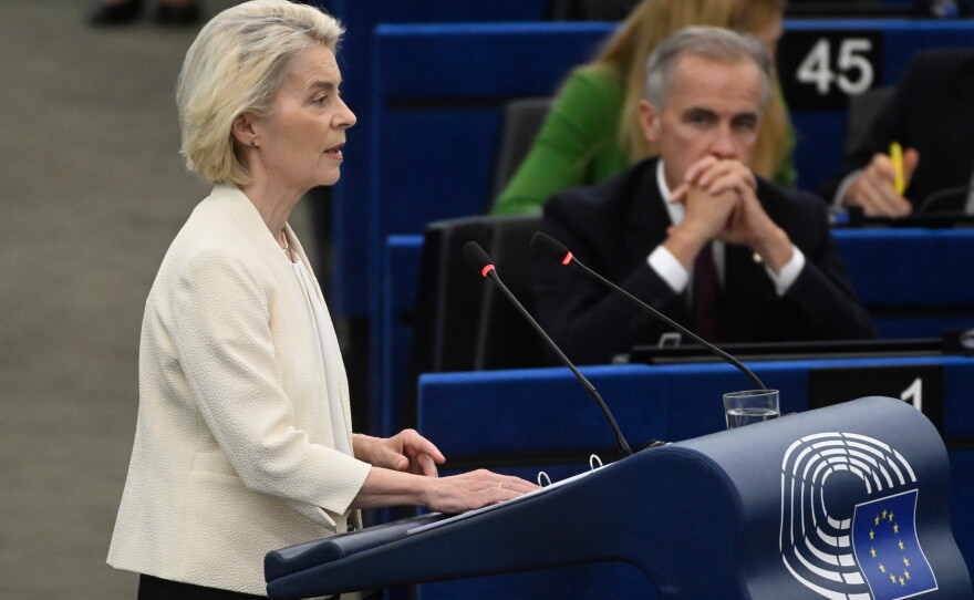 Canada's Prime Minister Mark Carney, right, listens to European Commission President Ursula von der Leyen, during the annual State of the European Union at the European Parliament in Strasbourg, eastern France, Wednesday, Sept 16, 2026.