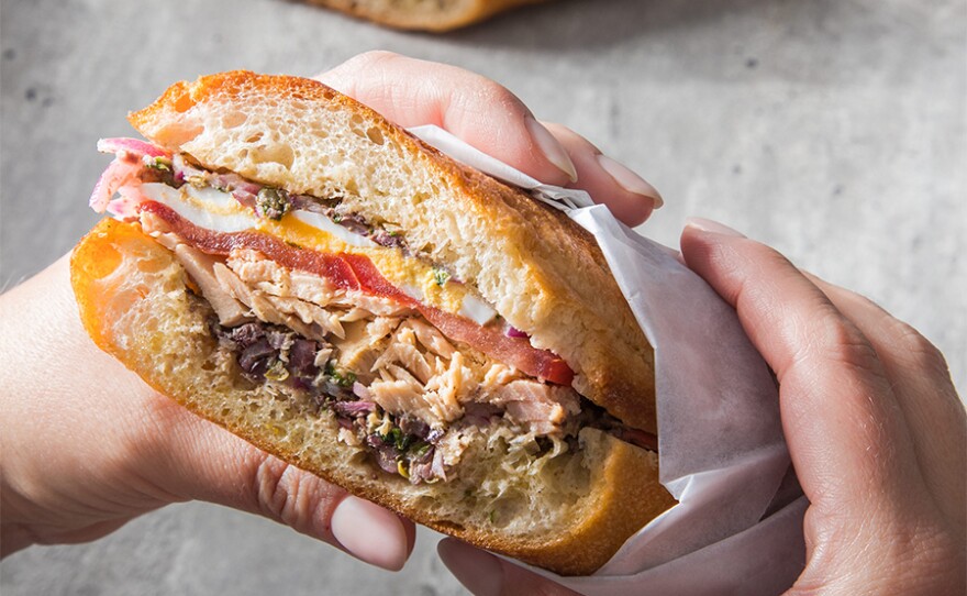 Pan Bagnat (Provençal Tuna Sandwich) 