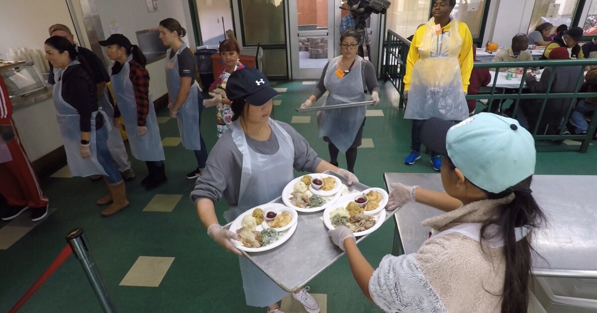 Father Joe's Hosts Thanksgiving Lunch, Dinner Services For Homeless  Residents | Kpbs Public Media