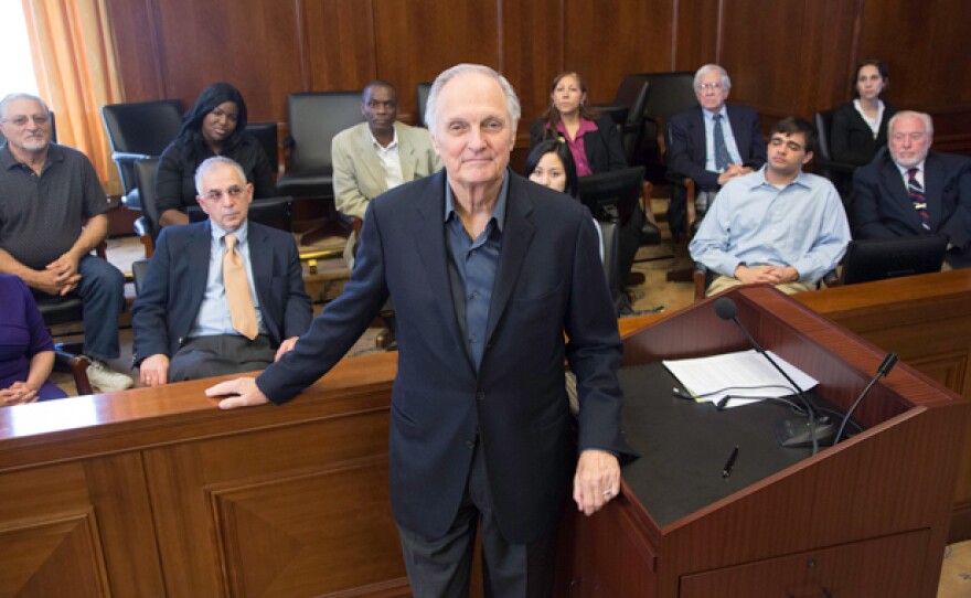 Alan Alda poses in front of the jury, U.S. District Court of Southern District of New York 500 Pearl St. New York, N.Y.