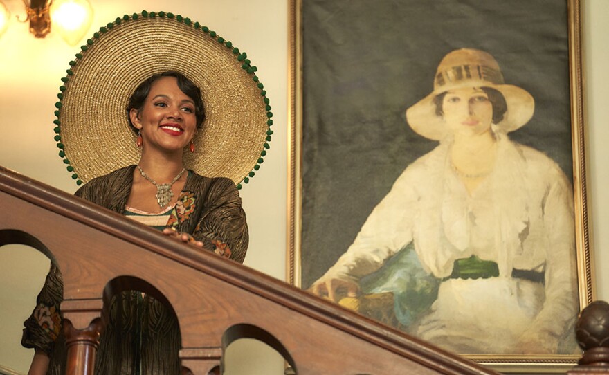 Claudine (LILY FRAZER)