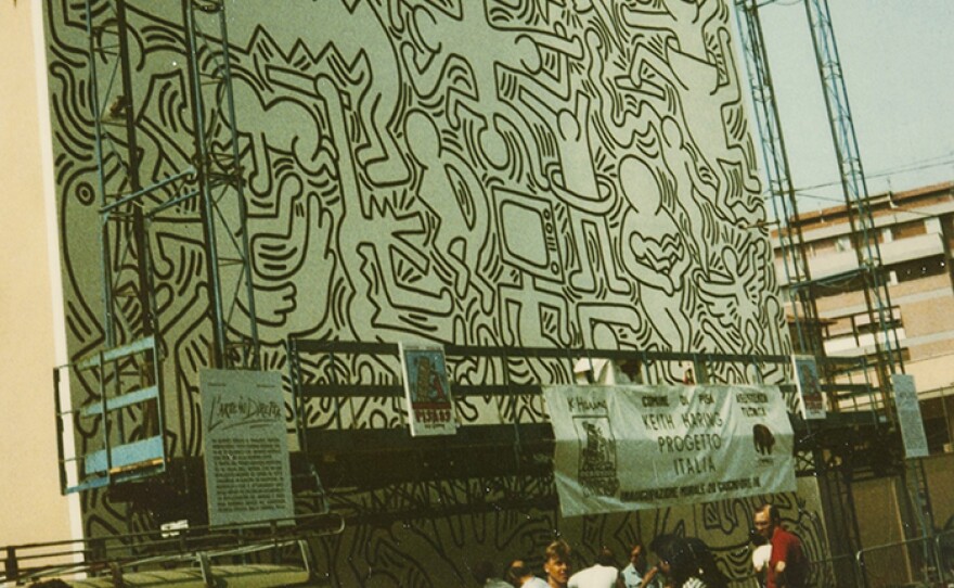Keith Haring, Pisa mural, June 1989.