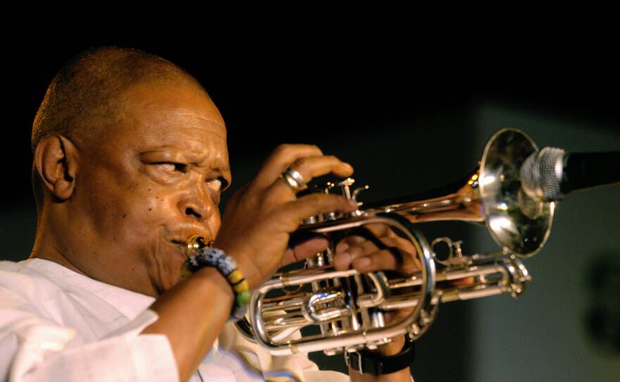 Hugh Masekela performs in New Delhi in 2004.