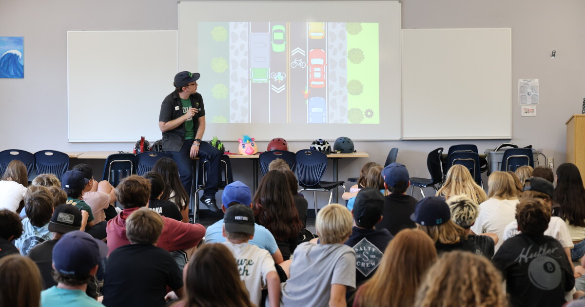 San Dieguito school district requires middle and high school bike safety training