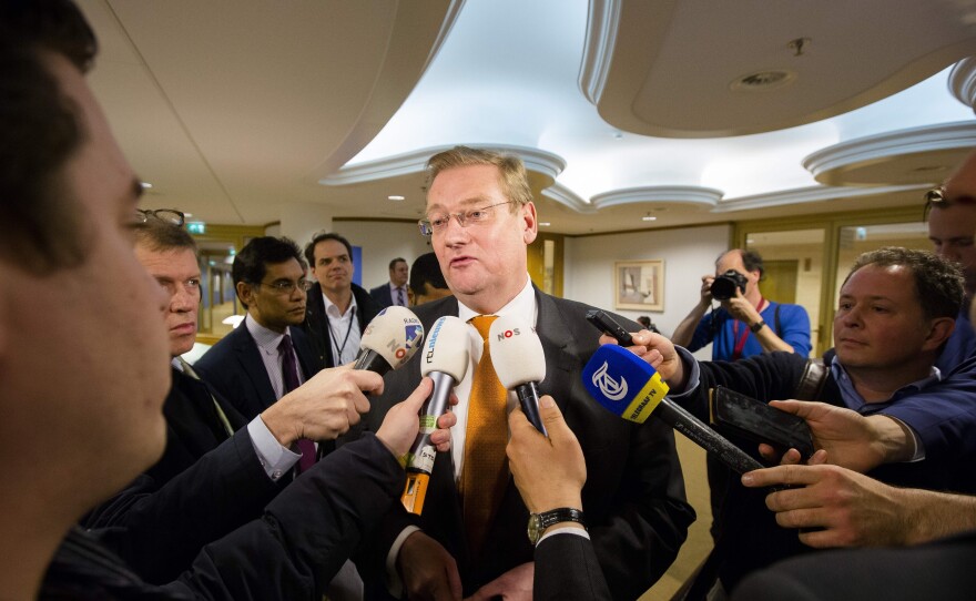 Dutch Minister of Safety and Justice Ard van der Steur said Thursday in the Hague that Ibrahim el Bakraoui "was not under suspicion in the Netherlands."