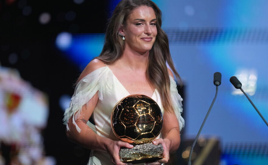 Spain's London City Lionesses' Alexia Putellas wins the player of the year trophy during the Ballon d'Or ceremony at the London Palladium Theatre in London, England, Monday, Oct. 26, 2026 .