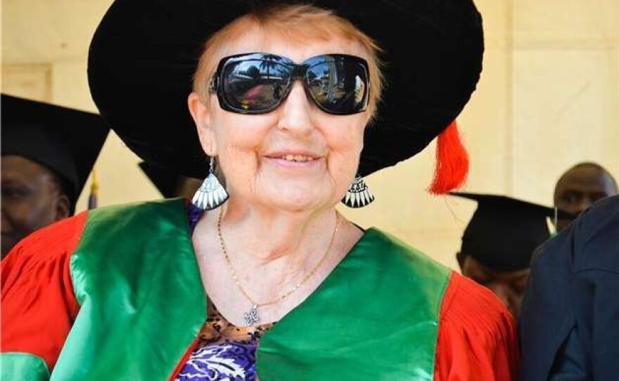 Dr. Anne Merriman is determined to give the dying relief from pain in their last days.