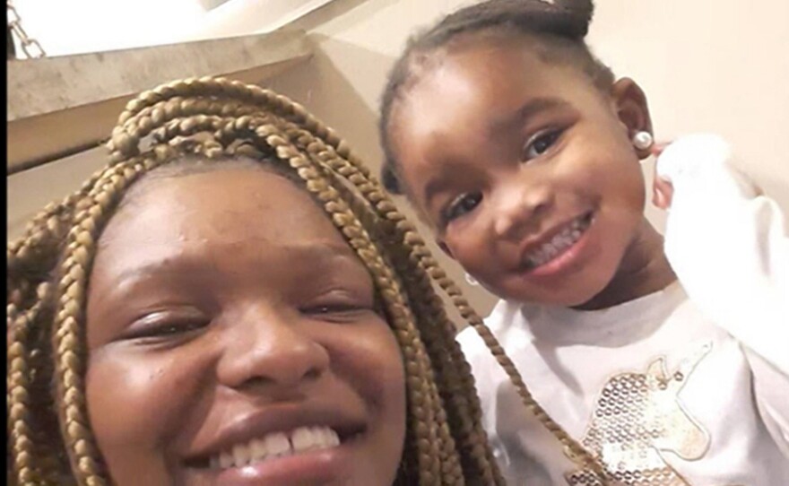 Kanna Bowen and her daughter, Deveah