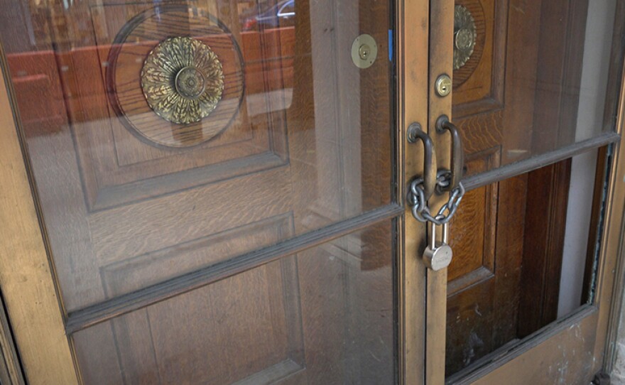 Locked doors at Knoedler Gallery, New York City.