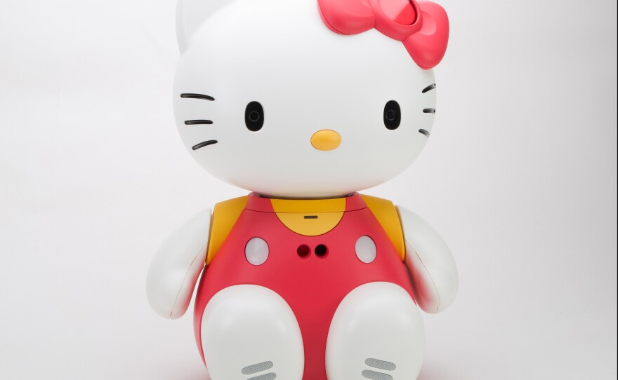 Hello Kitty Robot, 2004