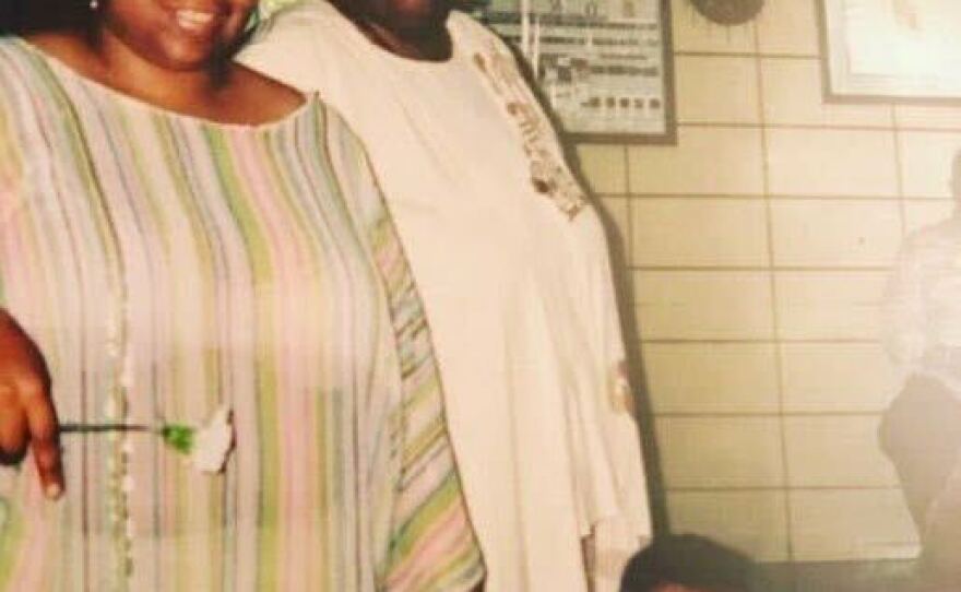 Jeanette Taylor, her mother and her youngest child in 2006.