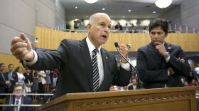 California Gov. Jerry Brown, left, joined by Senate President Pro Tem Kevin de Leon, D-Los Angeles, urges members of the Senate Environmental Quality Committee to approve a pair of climate change bills, Thursday, July 13, 2017. 