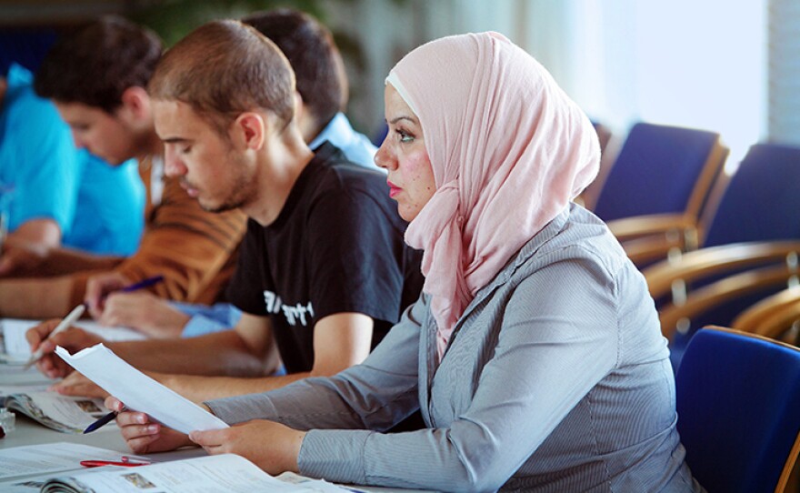 There's been little investigation until now into how the brain changes as we learn a second language and how those changes might differ from language to language, depending on differences in grammar or similarities in the meanings of words. Students in the Leipzig courses are native Arabic speakers learning German.