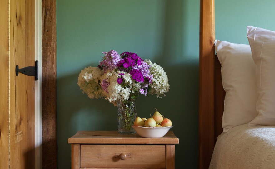 The Abbott Room at the Round Barn Farm got a makeover in 2009.