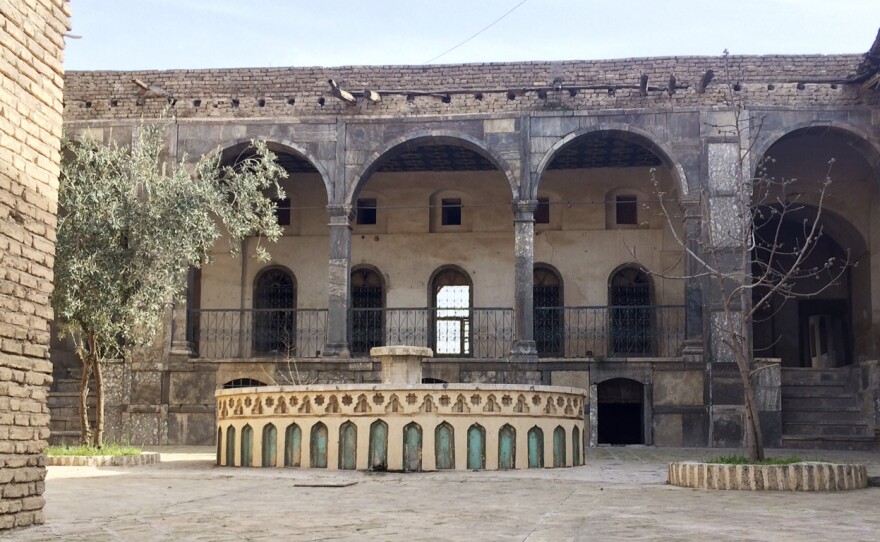 A dry fountain in an unused courtyard of the Citadel in Erbil.