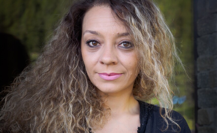Algerian singer Mona Boutchebak gives the traditional music of Al-Andalus a modern voice.