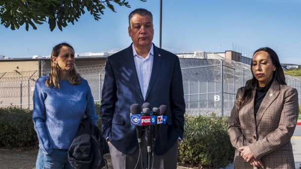 U.S. Sen. Alex Padilla (D-Calif) trying to inspect the Otay detention facility and being denied access along with County Supervisors Terra Lawson-Remer and Paloma Aguirre, February 20th, 2026.