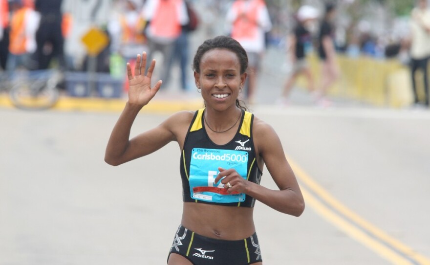 Meseret Defar of Ethiopia wins the Carlsbad 5000 race on April 11, 2010.