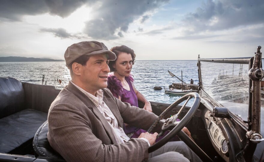Spiros Halikiopoulous (ALEXIS GEORGOULIS) and Louisa Durrell (KEELEY HAWES).