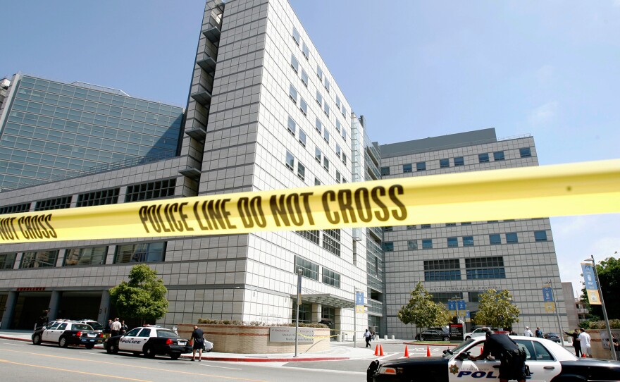 mj_uclamedicalcenter_wide-8660dc15107067654588bc78dfcd94ac78c7097d.jpg