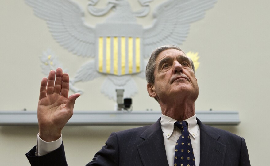 Robert Mueller is sworn in on Capitol Hill, prior to testifying before the House Judiciary Committee in 2013.