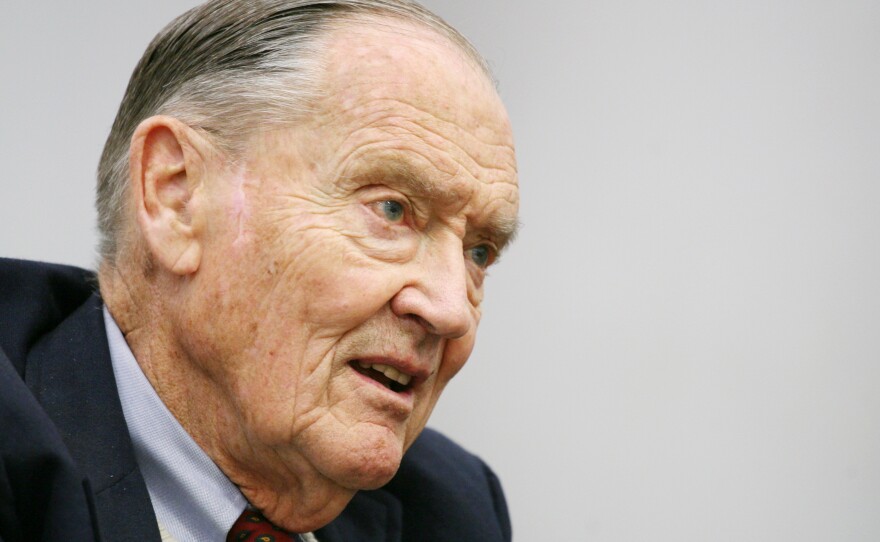 John Bogle, founder of The Vanguard Group and president of the Bogle Financial Markets Research Center, says the government should set standards to protect Americans' retirement savings.