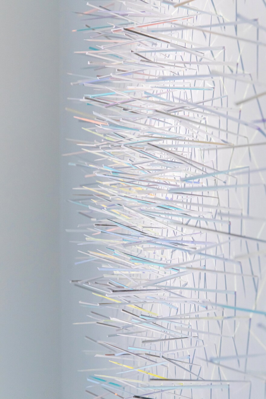 Kaori Fukuyama's "Murmuration" is on view at PHES Gallery through Jul. 30, 2022.