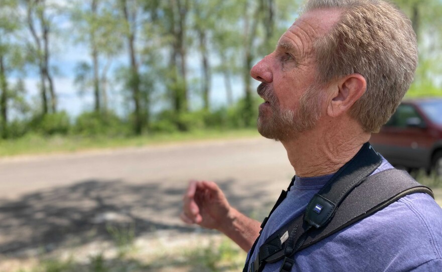 Kenn Kaufman is the author of the Kaufman series of field guides.