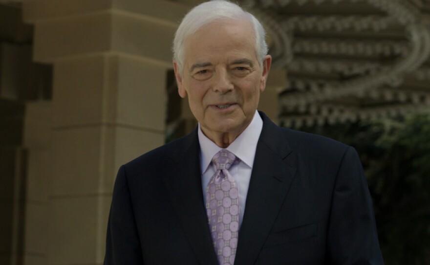 Nick Clooney hosts this tour of the Golden Age of movie musicals.