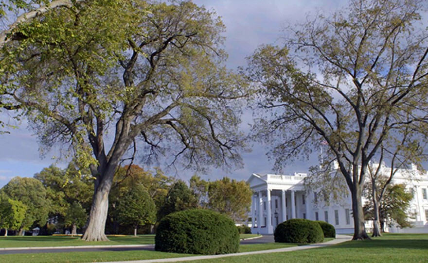 North view of White House in the afternoon.