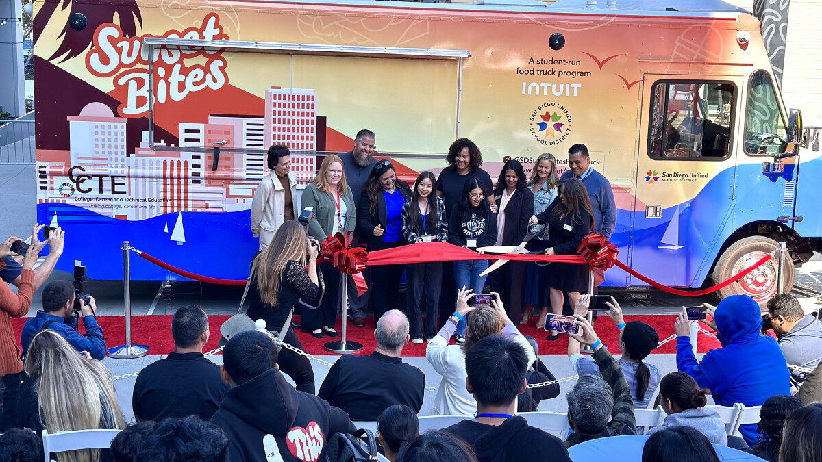 San Diego food truck is cooking with lessons on how to run a business - Vimarsana News