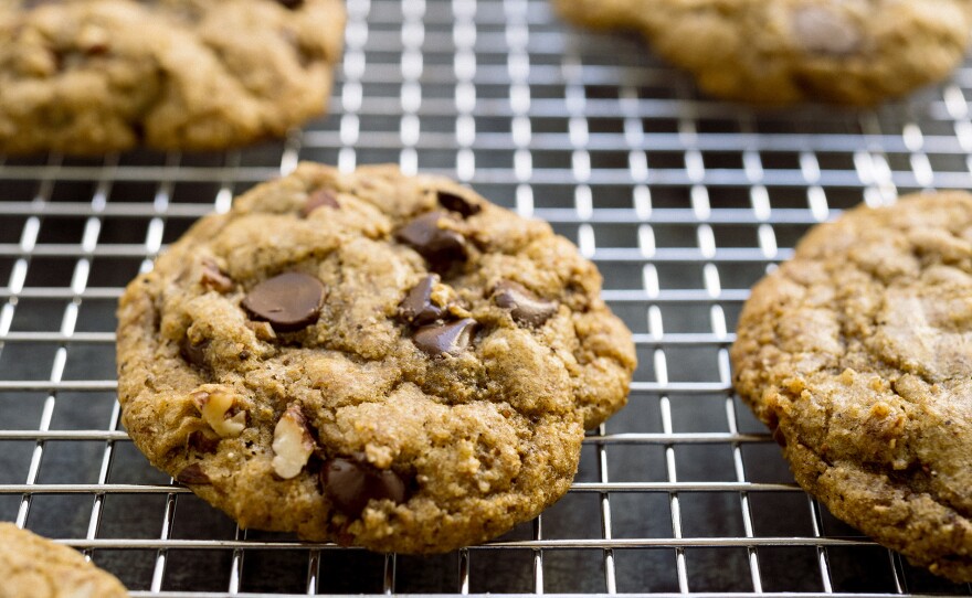 Rye Chocolate Chip Cookies