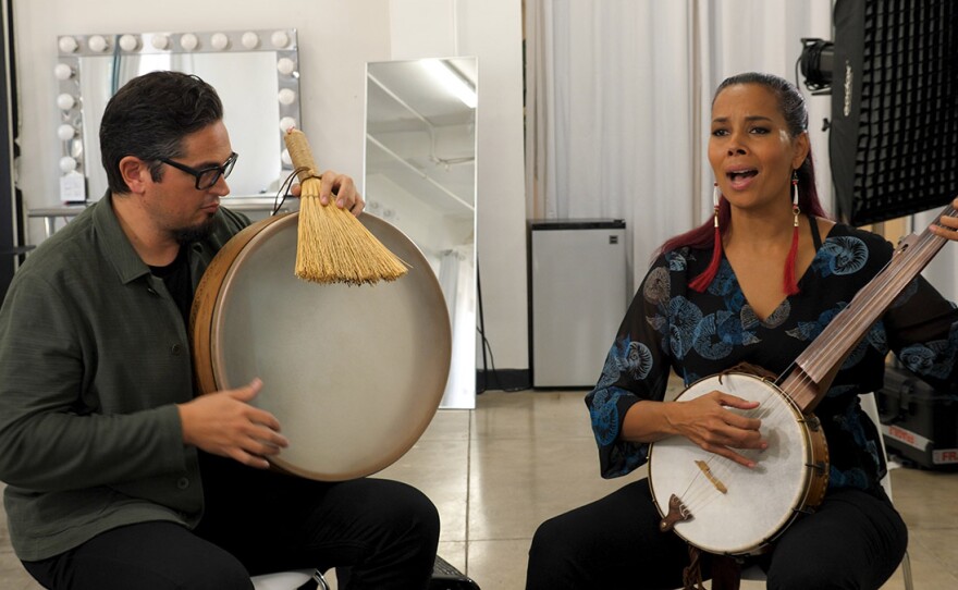 Rhiannon Giddens and Francesco Turrisi