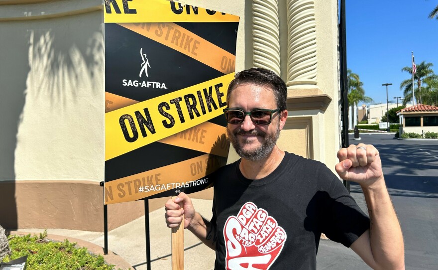 <em>Star Trek: The Next Generation</em> actor Will Wheaton on the picket line outside Paramount Pictures