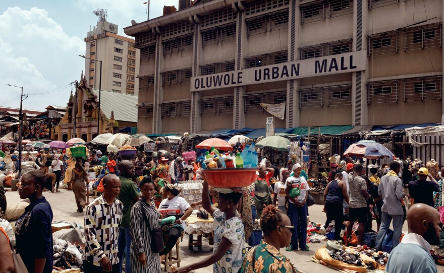 Oluwole Urban Mall, Nnamdi Azikiwe St, Balogun Market, Lagos Island, Lagos.