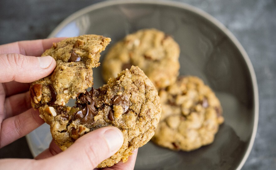 Rye Chocolate Chip Cookies