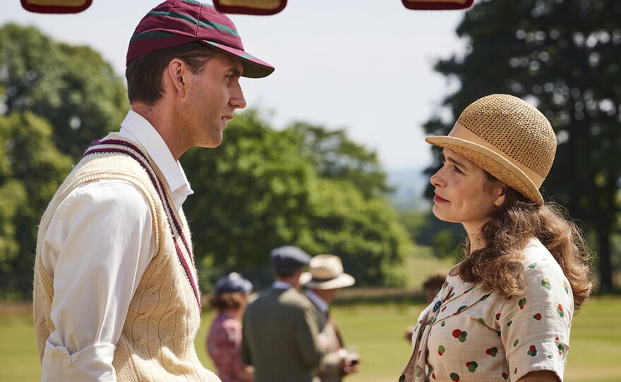 Hugh Hulton (Mattew Lewis) and Helen Alderson (Rachel Shenton) in ALL CREATURES GREAT AND SMALL: Season 2 on MASTERPIECE.